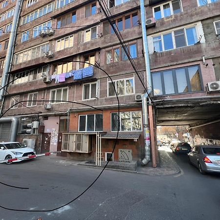 Guest House Northern Avenue Yerevan Ngoại thất bức ảnh
