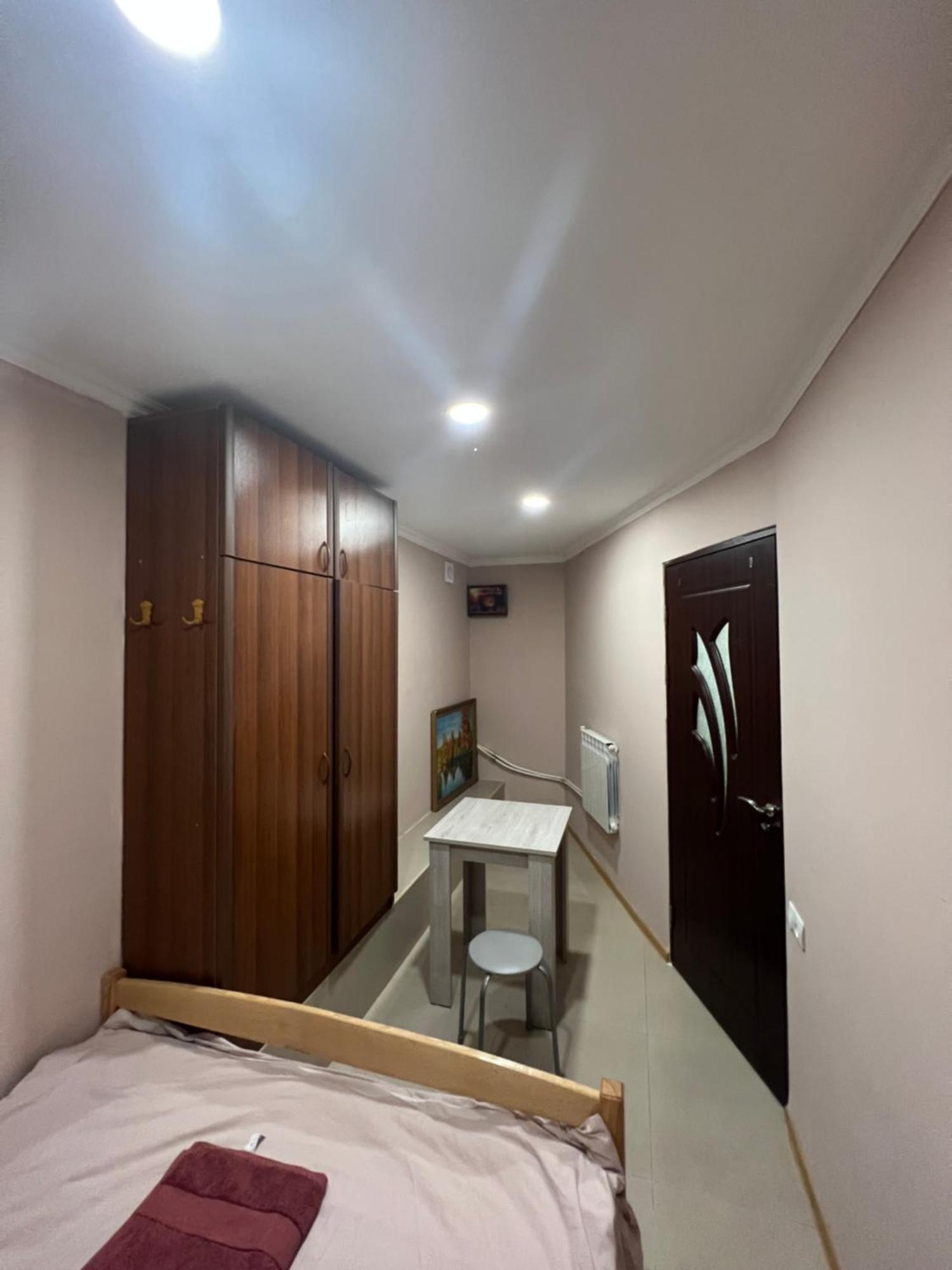 Guest House Northern Avenue Yerevan Ngoại thất bức ảnh