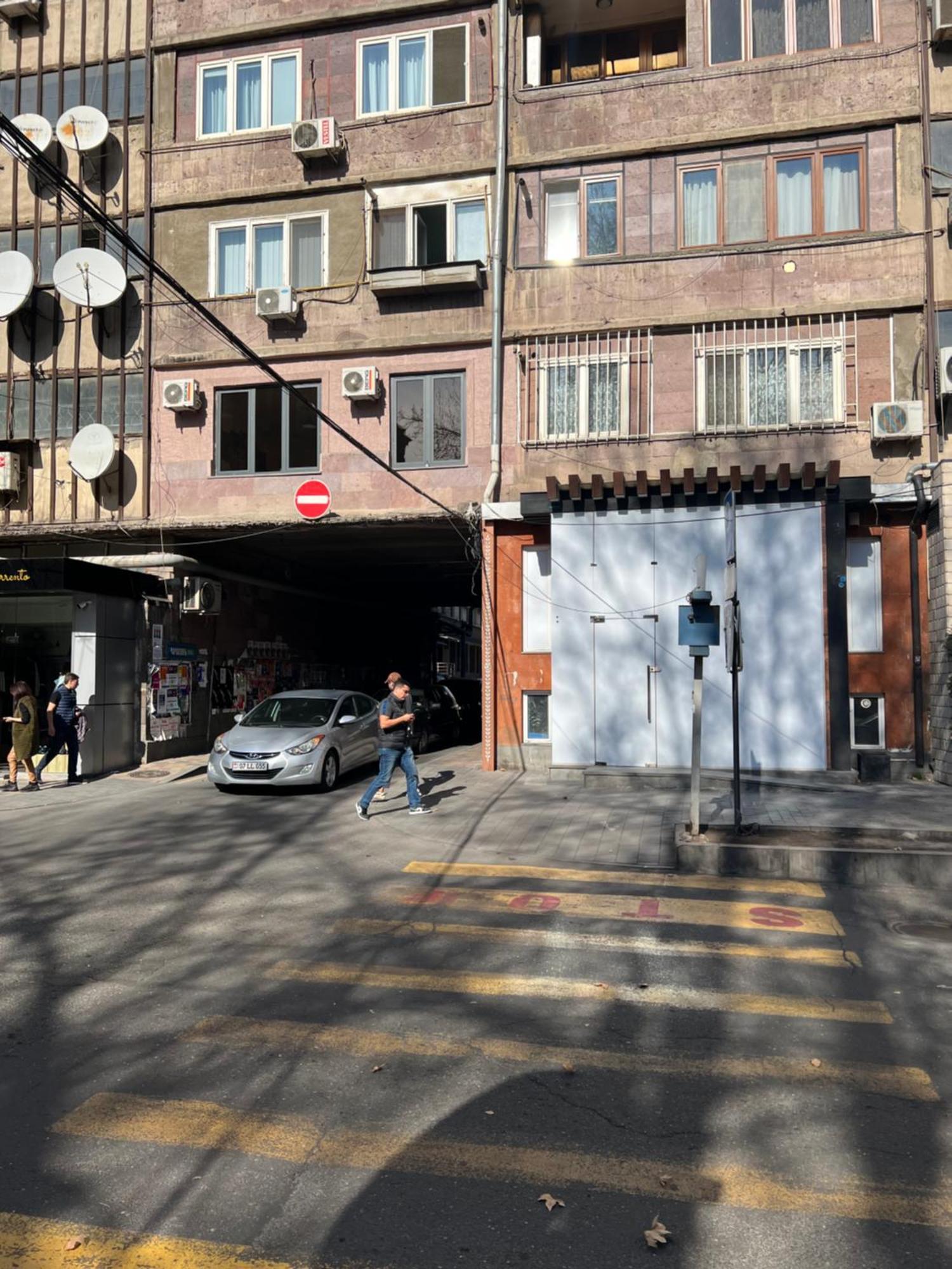 Guest House Northern Avenue Yerevan Ngoại thất bức ảnh