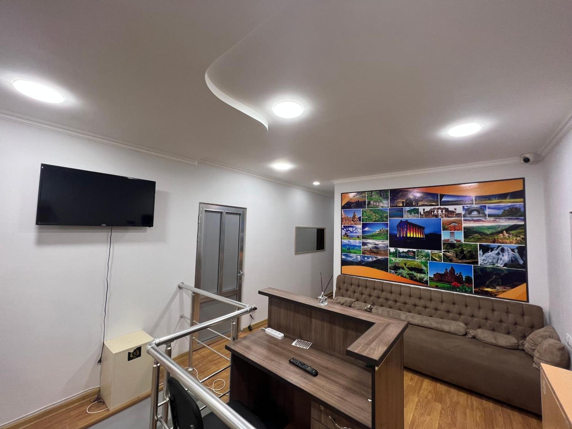 Guest House Northern Avenue Yerevan Ngoại thất bức ảnh