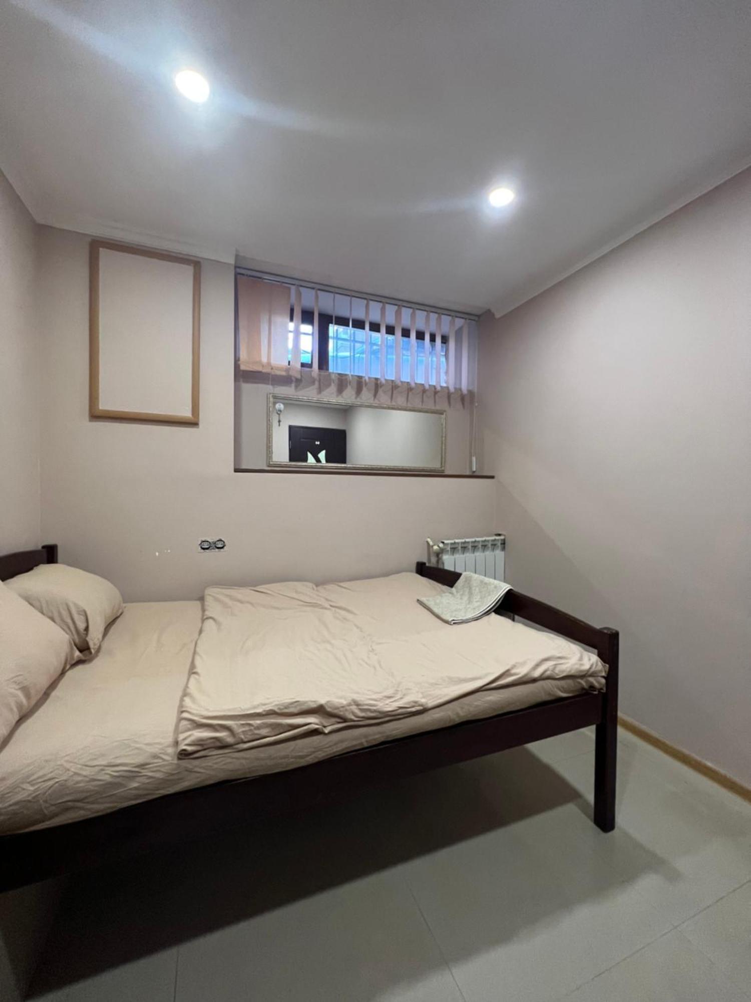 Guest House Northern Avenue Yerevan Ngoại thất bức ảnh